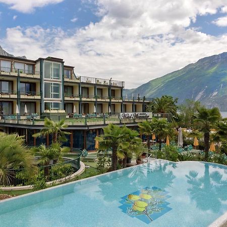 Hotel Alexander Лімоне-суль-Гарда Екстер'єр фото