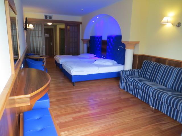 Hotel Alexander Лімоне-суль-Гарда Екстер'єр фото