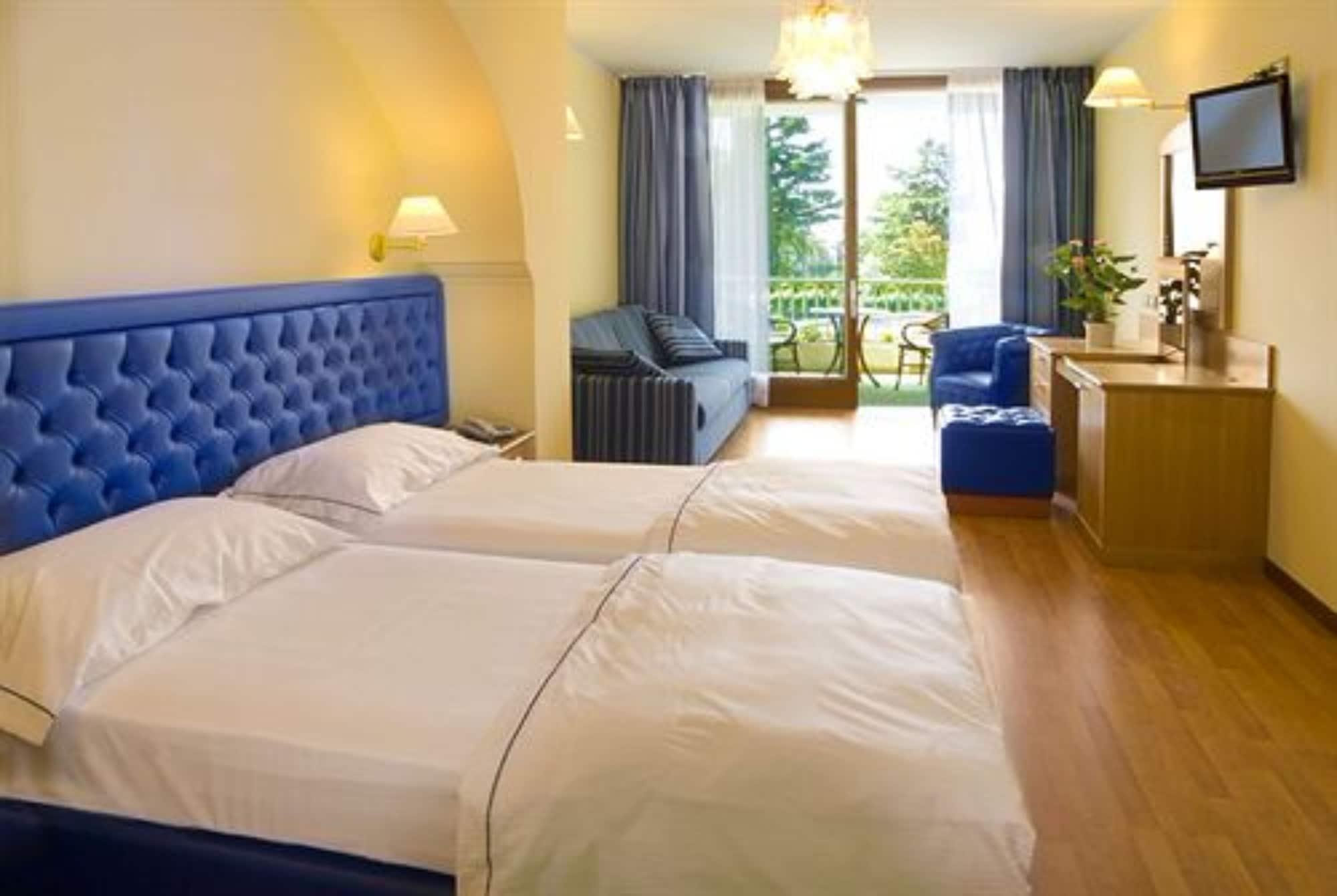 Hotel Alexander Лімоне-суль-Гарда Екстер'єр фото