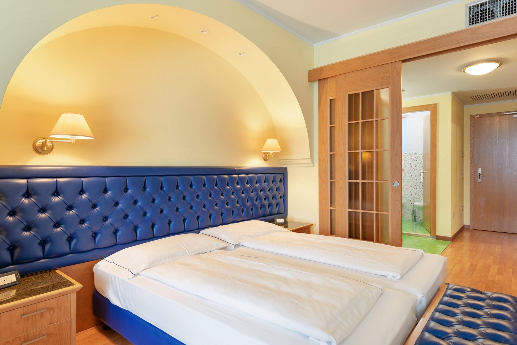 Hotel Alexander Лімоне-суль-Гарда Екстер'єр фото