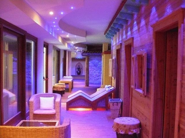 Hotel Alexander Лімоне-суль-Гарда Екстер'єр фото
